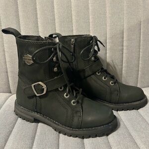 Never Worn! Women’s Harley Davidson Lornell 6-inch Boots